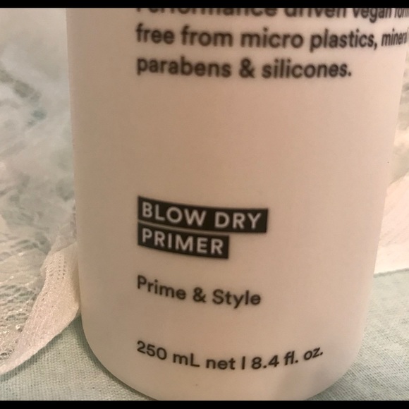 New Authentic Beauty Concept Blow Dry Primer Spray - Picture 2 of 6